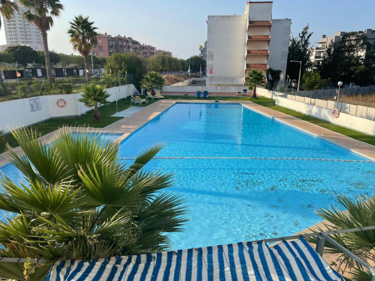 Comfort 1Bdr Apartment W/Pool By Lovelystay Portimao Bagian luar foto